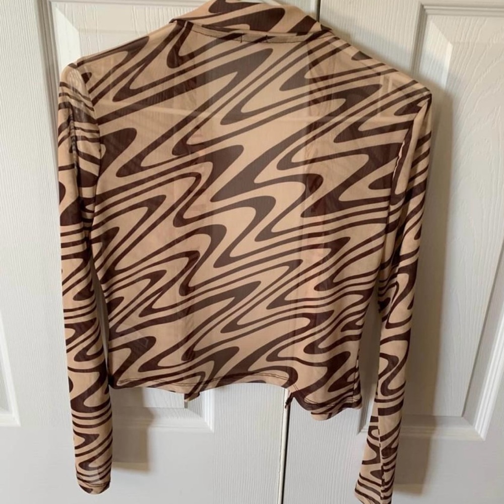 Garage Blouse - Picture 3 of 3